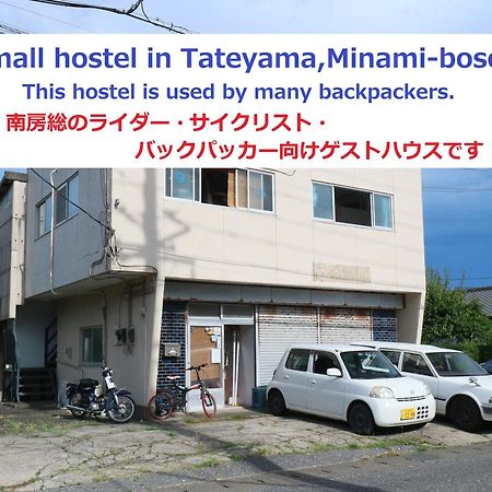 Tateyama Wheels Guest House Екстер'єр фото